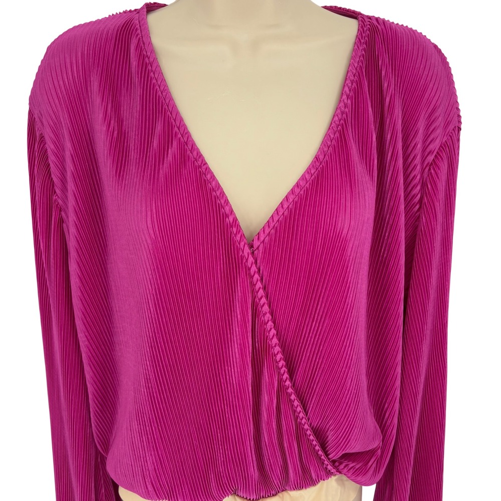 NWT Strut & Bolt Fuchsia Pink Pleated Surplice V-Neck Long Sleeve Bodysuit NWT L